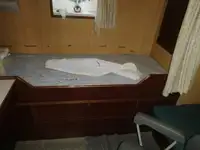 Kapal patroli dijual