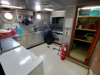 Kapal pendarat, tank untuk dijual