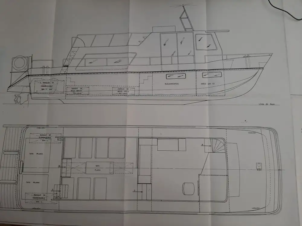 Kapal kru untuk dijual