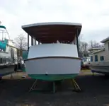 Kapal feri untuk dijual