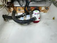 Kapal penelitian untuk dijual