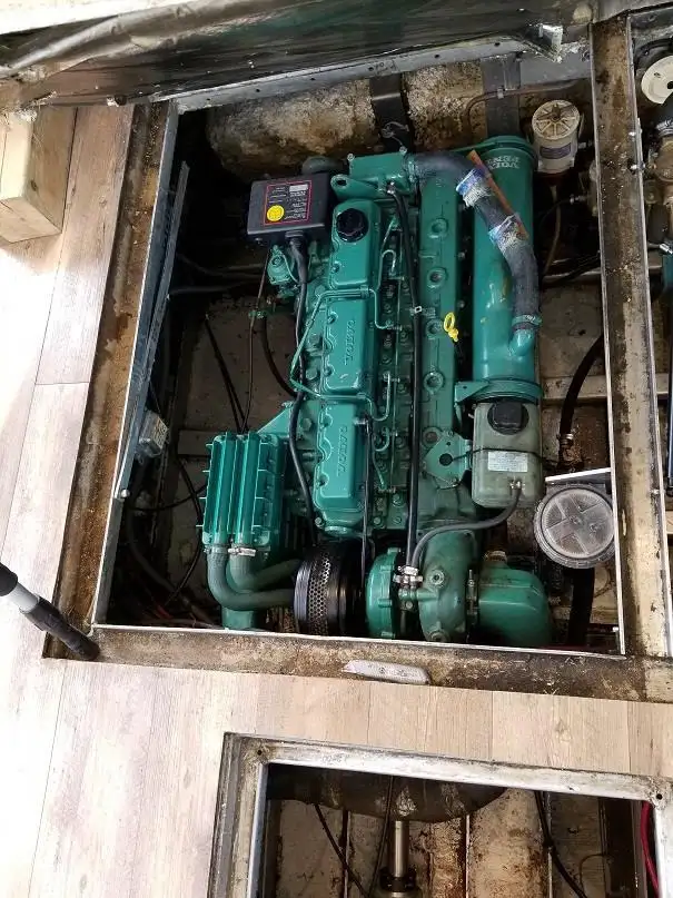 Kapal penumpang untuk dijual