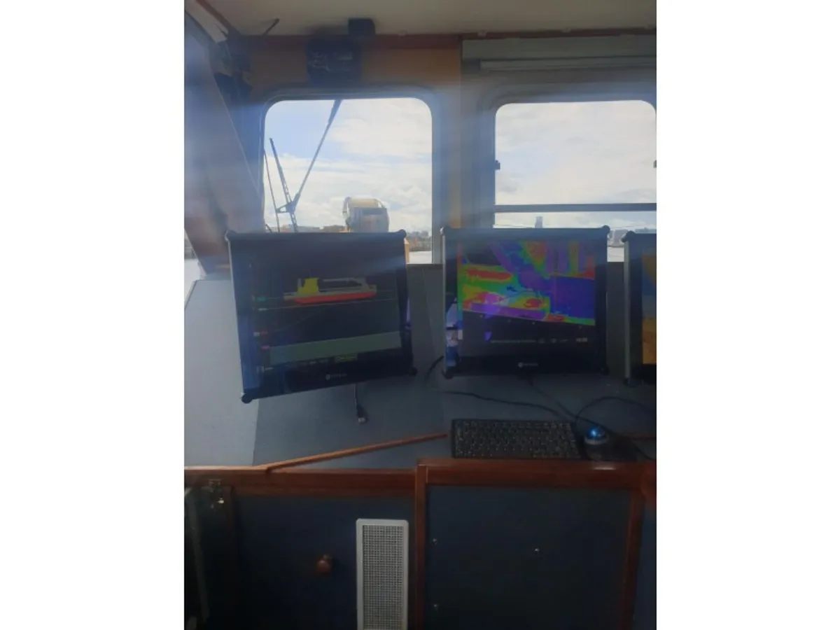 Kapal keruk untuk dijual