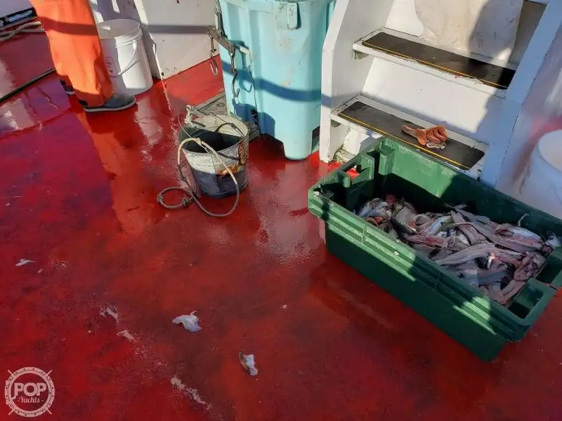 Kapal feri untuk dijual