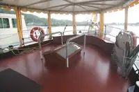 Kapal pesiar untuk dijual