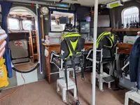 Sekoci penyelamat untuk dijual