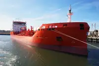Oil/Chemical tanker dijual