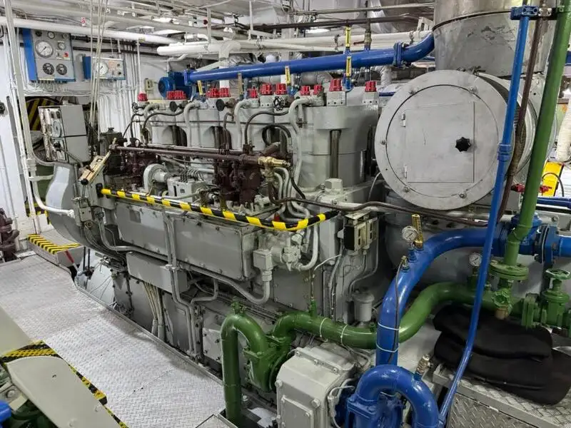 Kapal kontainer untuk dijual
