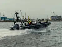 Perahu karet kaku untuk dijual