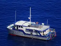 Kapal survei dijual