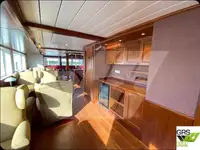Kapal pesiar untuk dijual