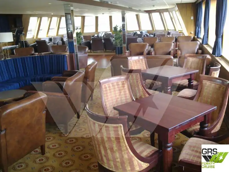 Kapal pesiar untuk dijual