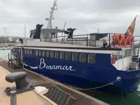 Kapal pesiar untuk dijual