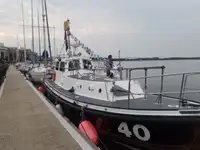 Kapal percontohan dijual