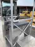 Kapal pendarat, tank untuk dijual
