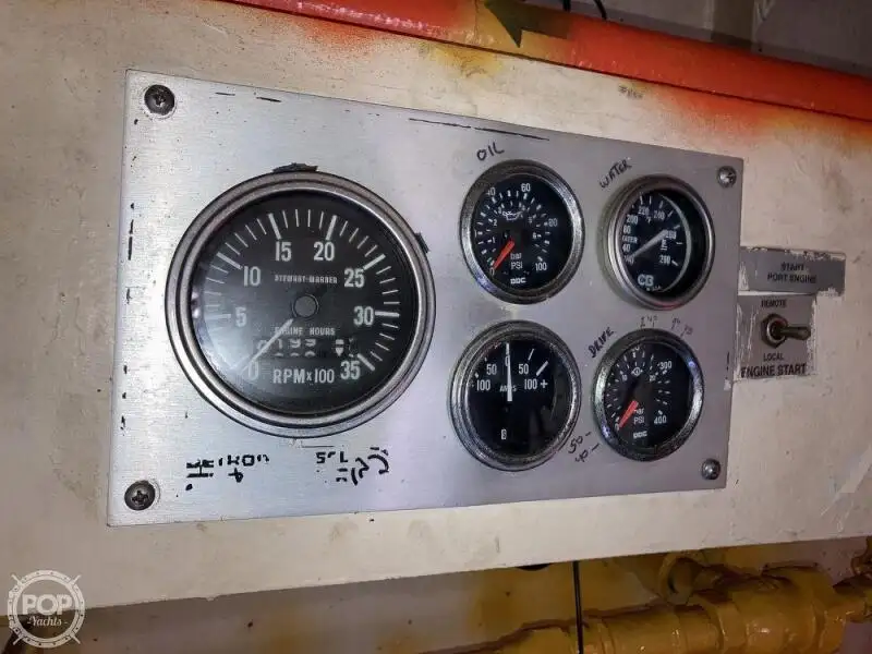 Kapal pendarat, tank untuk dijual