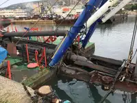 Kapal keruk untuk dijual
