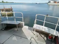 Kapal kru untuk dijual