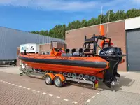 Kapal kontainer untuk dijual