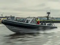Perahu karet kaku untuk dijual