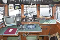 Kapal patroli untuk dijual
