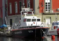 Kapal patroli untuk dijual