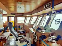 Kapal pendarat, tank untuk dijual