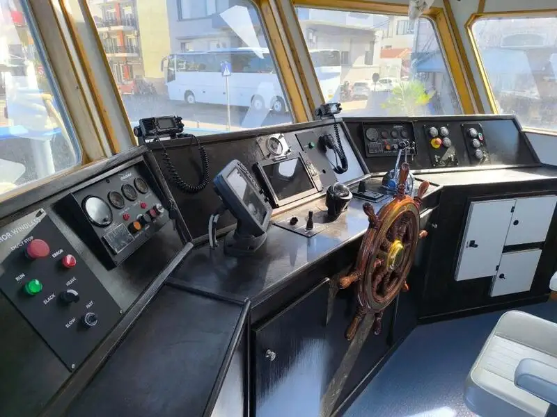 Kapal tunda untuk dijual
