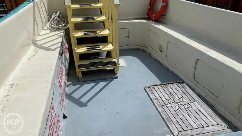 Kapal pesiar untuk dijual