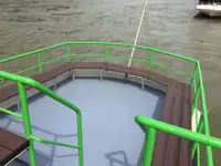 Kapal pesiar untuk dijual