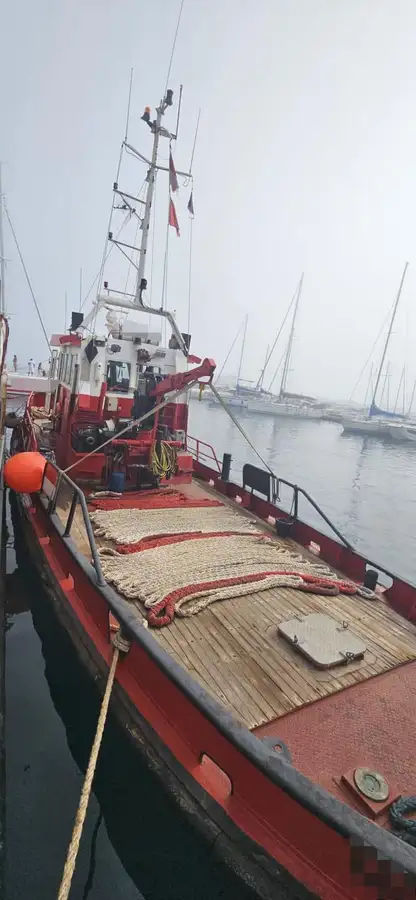 Kapal tunda untuk dijual