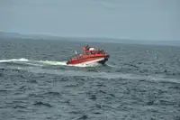 Kapal patroli untuk dijual