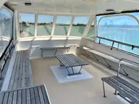 Kapal pesiar untuk dijual