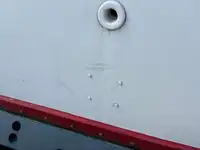 Sekoci penyelamat untuk dijual