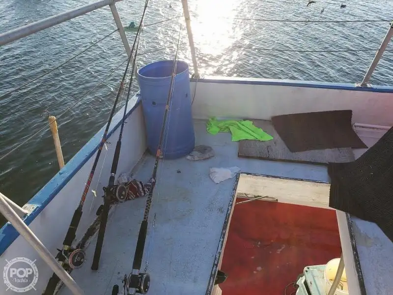 Kapal feri untuk dijual