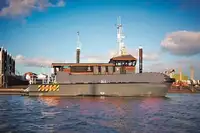 Kapal kontainer dijual
