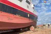 Kapal feri untuk dijual
