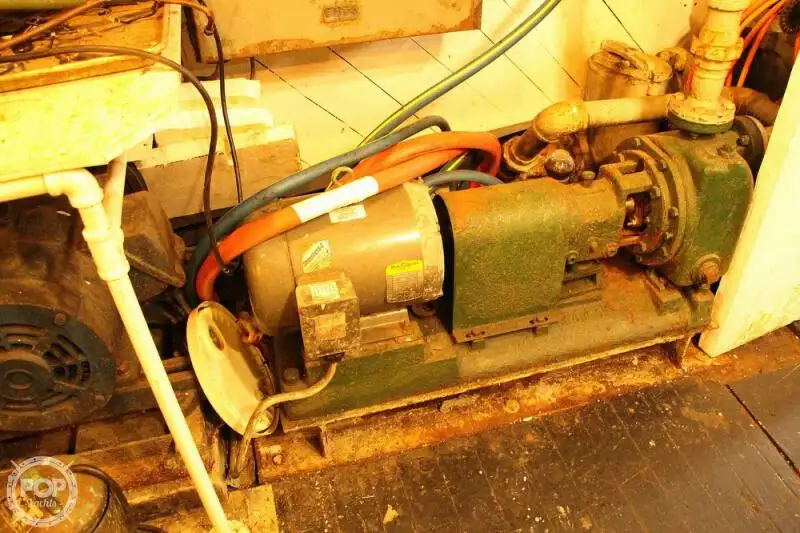 Kapal feri untuk dijual