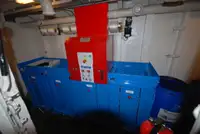 Kapal pendarat, tank untuk dijual