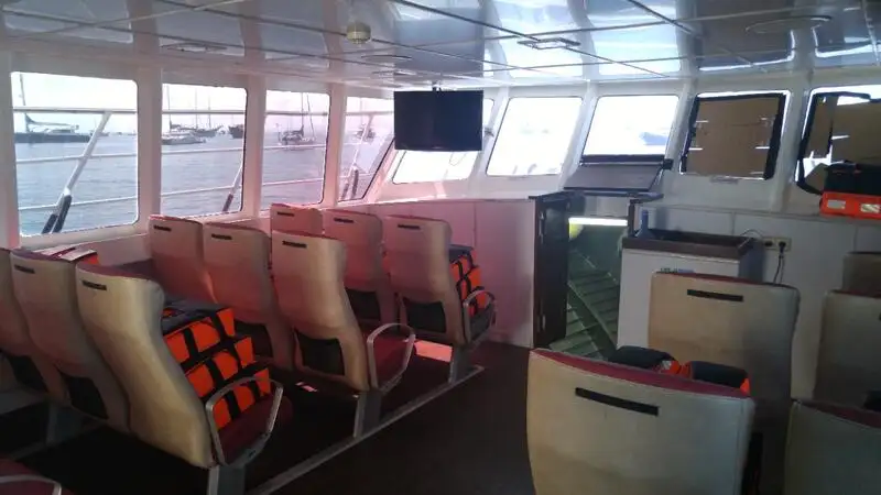 Kapal kru untuk dijual