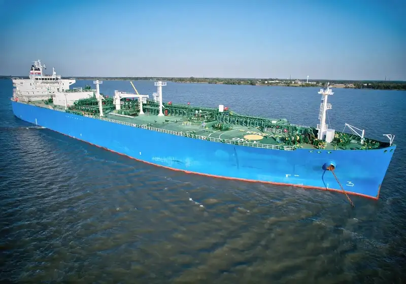 Kapal pengangkut LNG untuk dijual