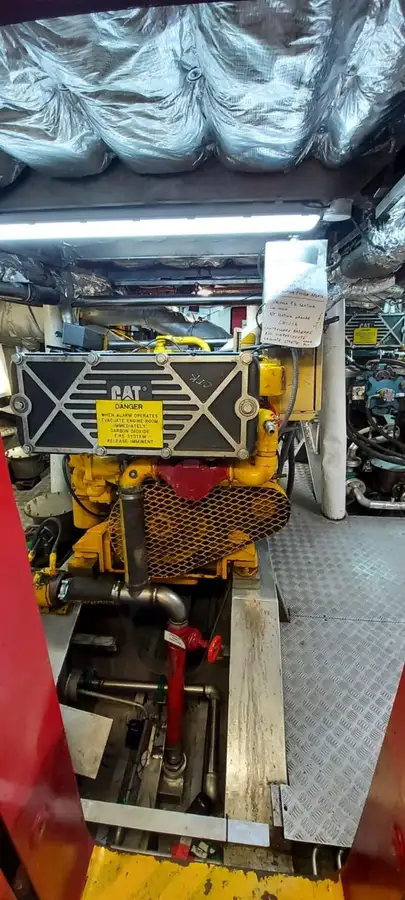 Kapal kru untuk dijual