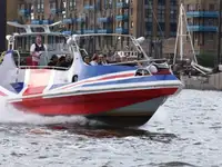 Kapal pesiar untuk dijual
