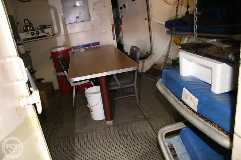 Kapal feri untuk dijual