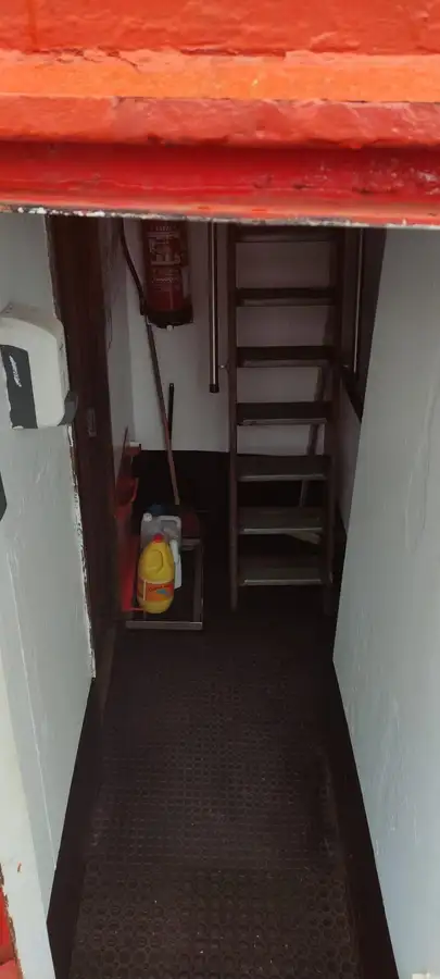 Kapal tunda untuk dijual