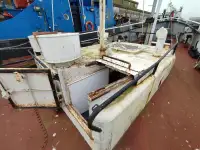 Kapal survei untuk dijual