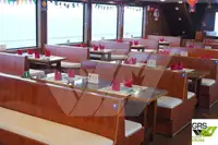 Kapal restoran untuk dijual