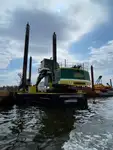 Kapal keruk untuk dijual