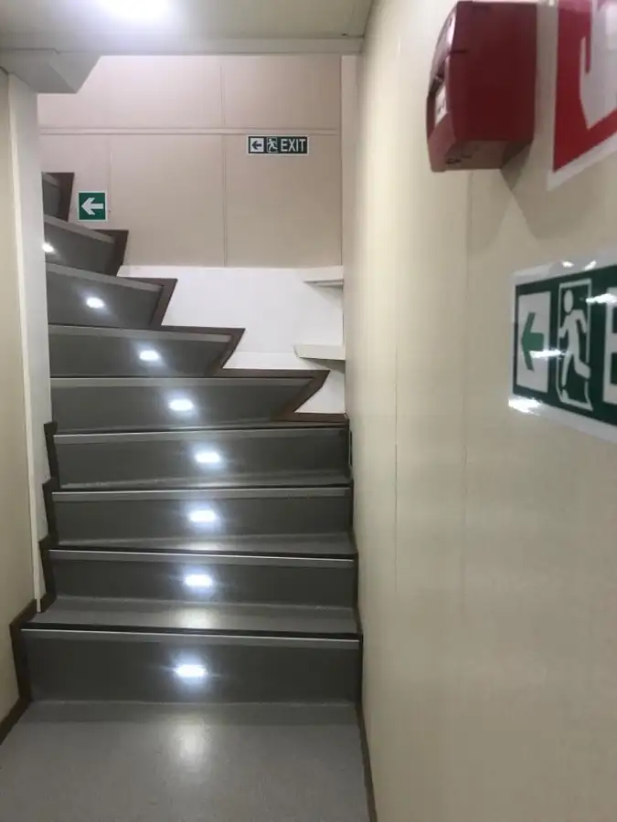 Kapal pesiar untuk dijual