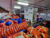 Kapal pesiar untuk dijual